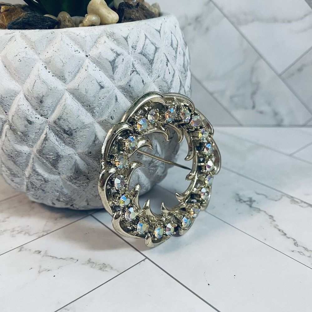 Vintage Aurora Borealis Rhinestone Brooch Pin Circle